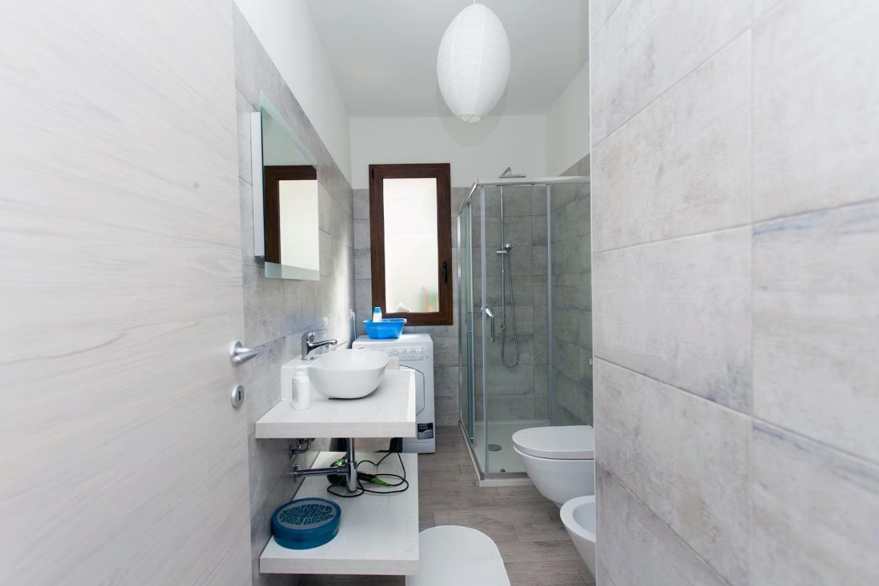 Sunshine Brand New Luxury House Villa Putzu Idu Exterior photo